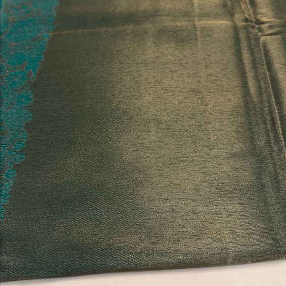 Reversible moonlight Shawl - Picture 11 of 14